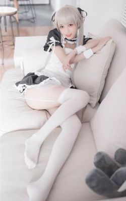 年轻的老师动漫在线观看_国产剧动漫在线观看